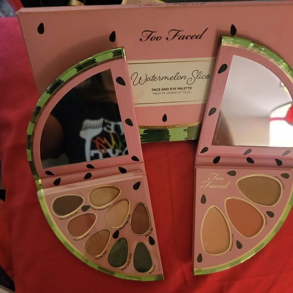 Brand new Too faced watermelon slice magnetic palette - Picture 4 of 6